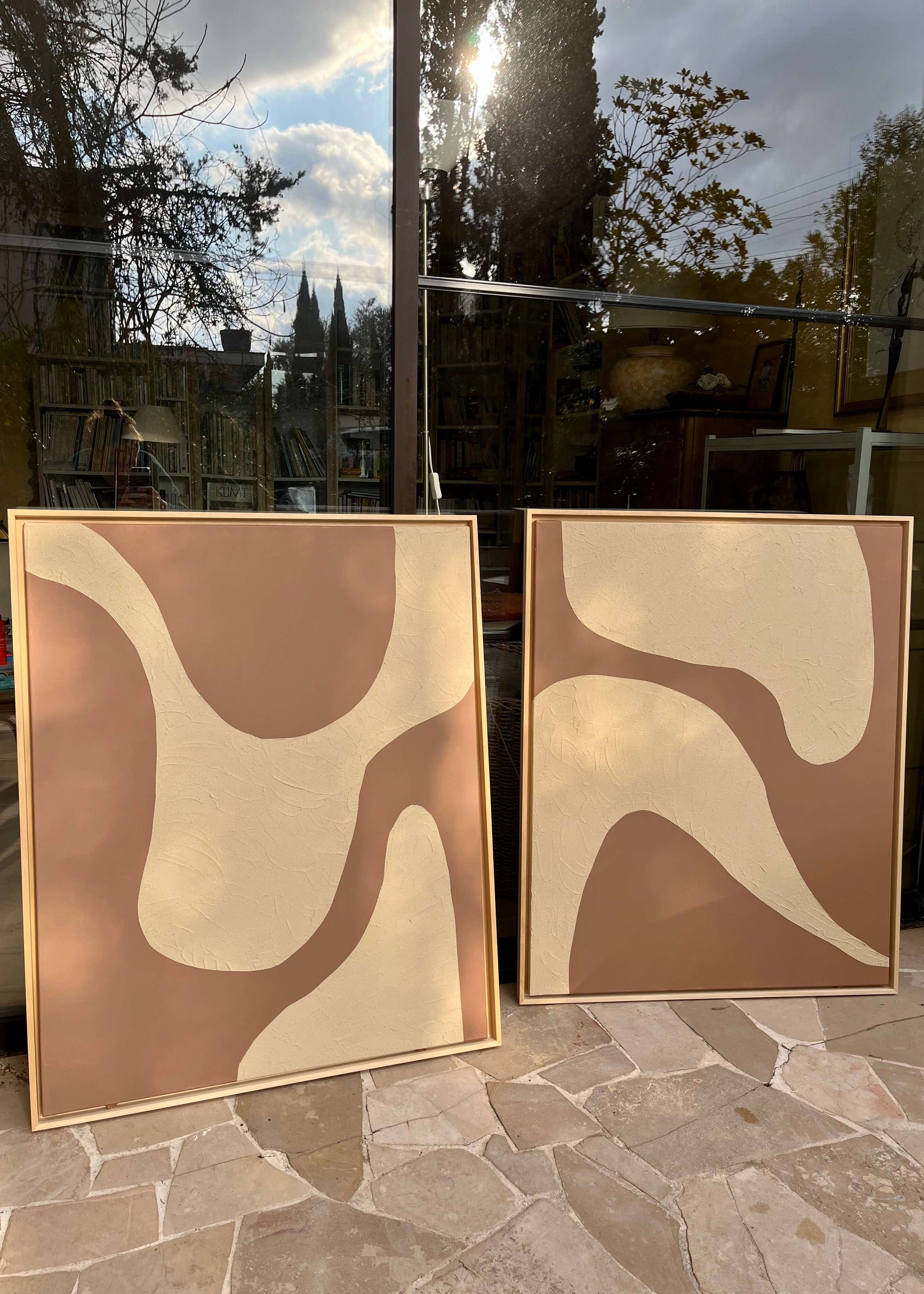 Duo de tableaux texturé 
relief grainé blanc crème
cadres caisses américaines